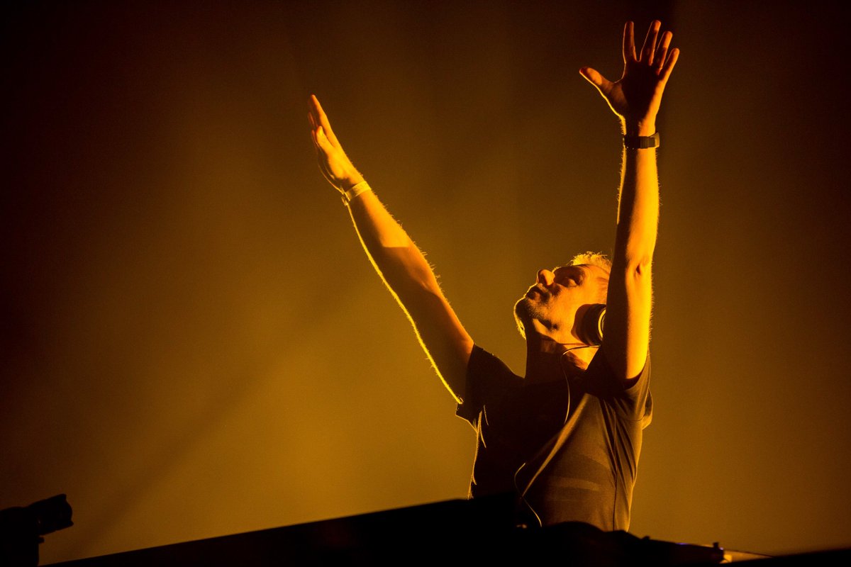 avbstuff's tweet image. Tw AvB: RT @asot: That #ASOTDAY feeling!🙏 #ASOT855 #ASOT #AStateOfTrance #Trance #Progressive