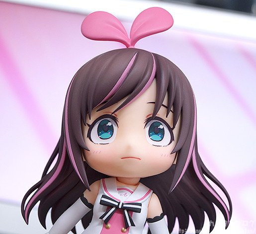 gsc_kahotan's tweet photo. 本日分の記事を更新いたしま��た！⇒【はいどうもー！】「ねんどろいど キズナアイ」3月16日（金）案内開始♪ https://t.co/kV5hEIeuno #KizunaAI #キズナアイ #goodsmile 付属パーツも盛りだくさん◎お手元でちっちゃ可愛い世界初のバーチャルYouTuberを愛でませんか？ https://t.co/20dmP0u2HW