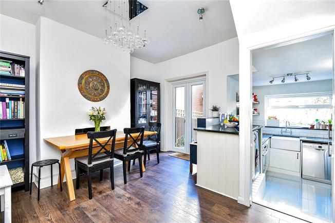 Hetheringtons EA tweet media