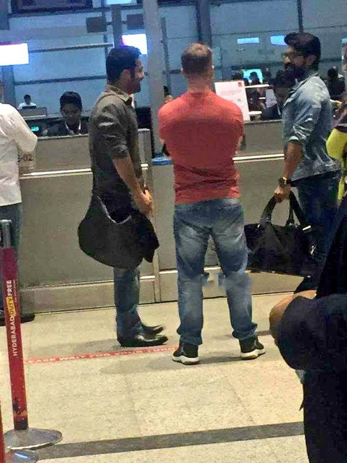 comparedada's tweet image. Jr. NTR and Ram Charan to feature as brothers in SS Rajamouli’s next outing – Read More
buff.ly/2pckjwO
#JrNTR #ramcharan #charanntrmovie