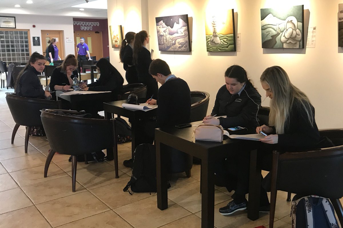 OLSSBlayney's tweet photo. 6th Year Art Students enjoying the work of Roisin Duffy at the Foyer Gallery @iontastheatre #ExploringTheArts #EmpoweringCreativity https://t.co/KU1v56ZrRy