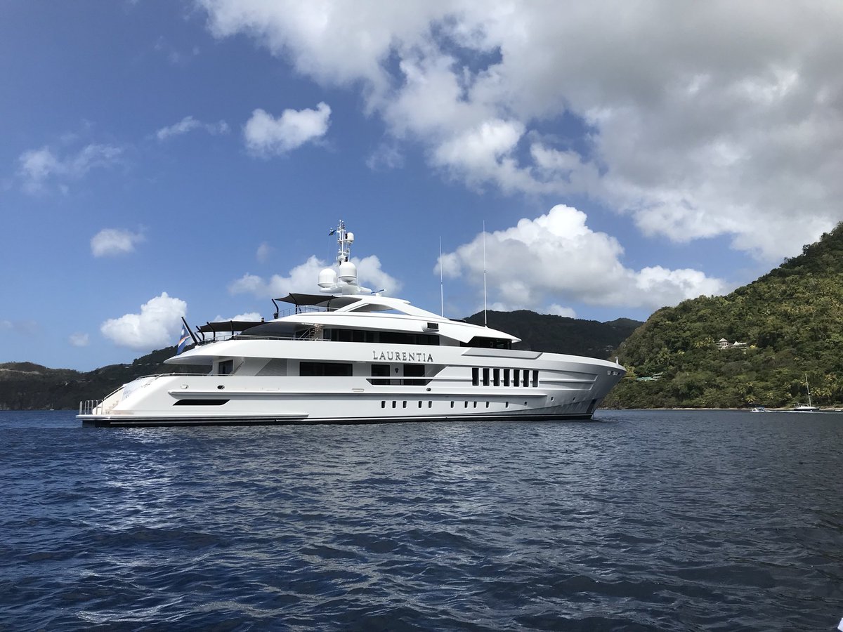 Heesen_Yachts's tweet photo. @Dockwalk 3 Heesen Yachts are nominated 😍 https://t.co/4nofA8tCP7