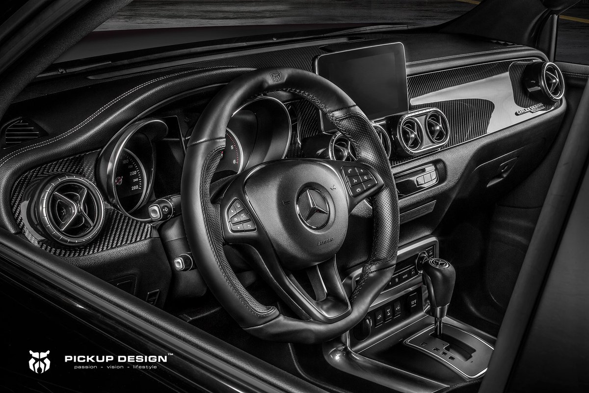 CarlexDesign's tweet image. If you prefer the beast rather than the beauty, and fancy the design of our sporty body kit, you will absolutely love the Mercedes X-Class Exy OFF-ROAD. It features a number of off-road parts, e.g. a raised suspension, all terrain tyres, roof lights and a winch.