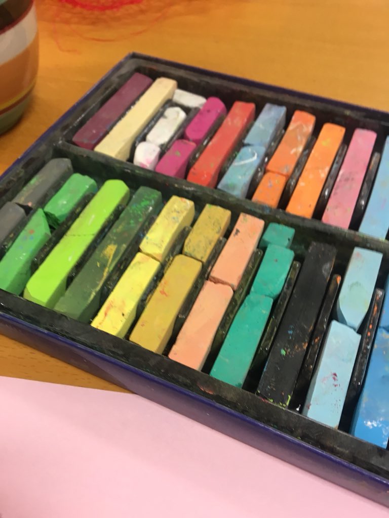 AWPNHS's tweet photo. These are the kind of meetings I love . Service user forum.. with a fun twist . Chat n play #awp #talkmentalhealth #loweryourguard #awpproud #awpbanes https://t.co/hHzpRms2wf