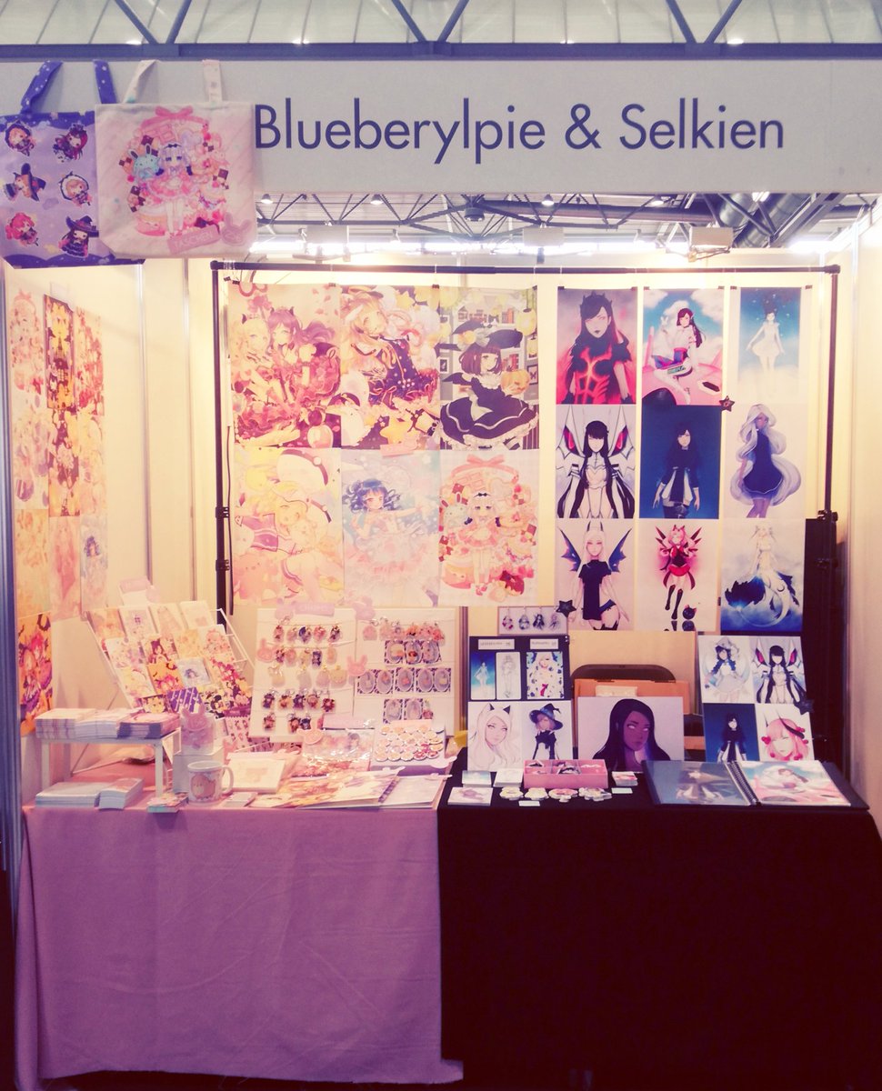 All set up!
Besucht @selkiien und mich am Stand G 404! 