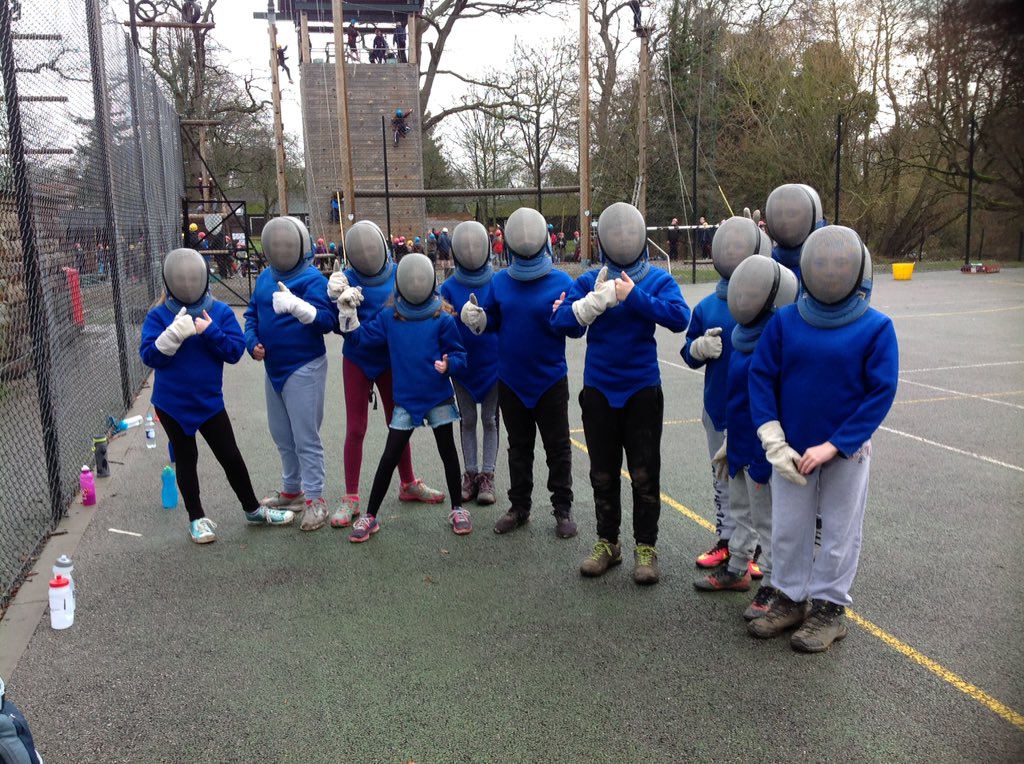 mbk_y6's tweet photo. Morning from the Sheep Squad! All geared up for fencing #Enguarde https://t.co/SgbPuC2zuW