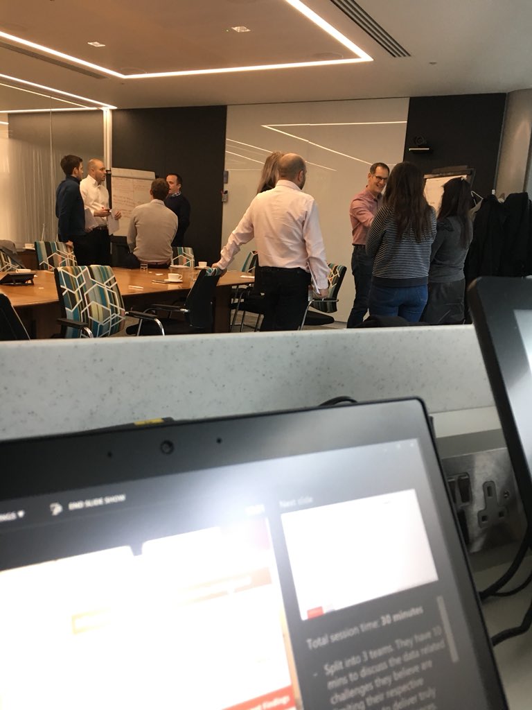 Great turnout for our #MMWorkshop #ConnectedExperiences client event in London. A fantastic team sharing their experiences with like-minded professionals #OracleMktgCloud