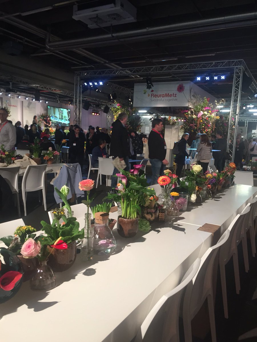 fleurametz_en's tweet photo. Blooming success starts with a connection! #FleuraMetzEvent https://t.co/qe0f3P2Buf