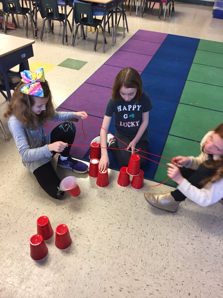 MrsBarnes5thGr's tweet image. Working on our synergy today! #duellolearns