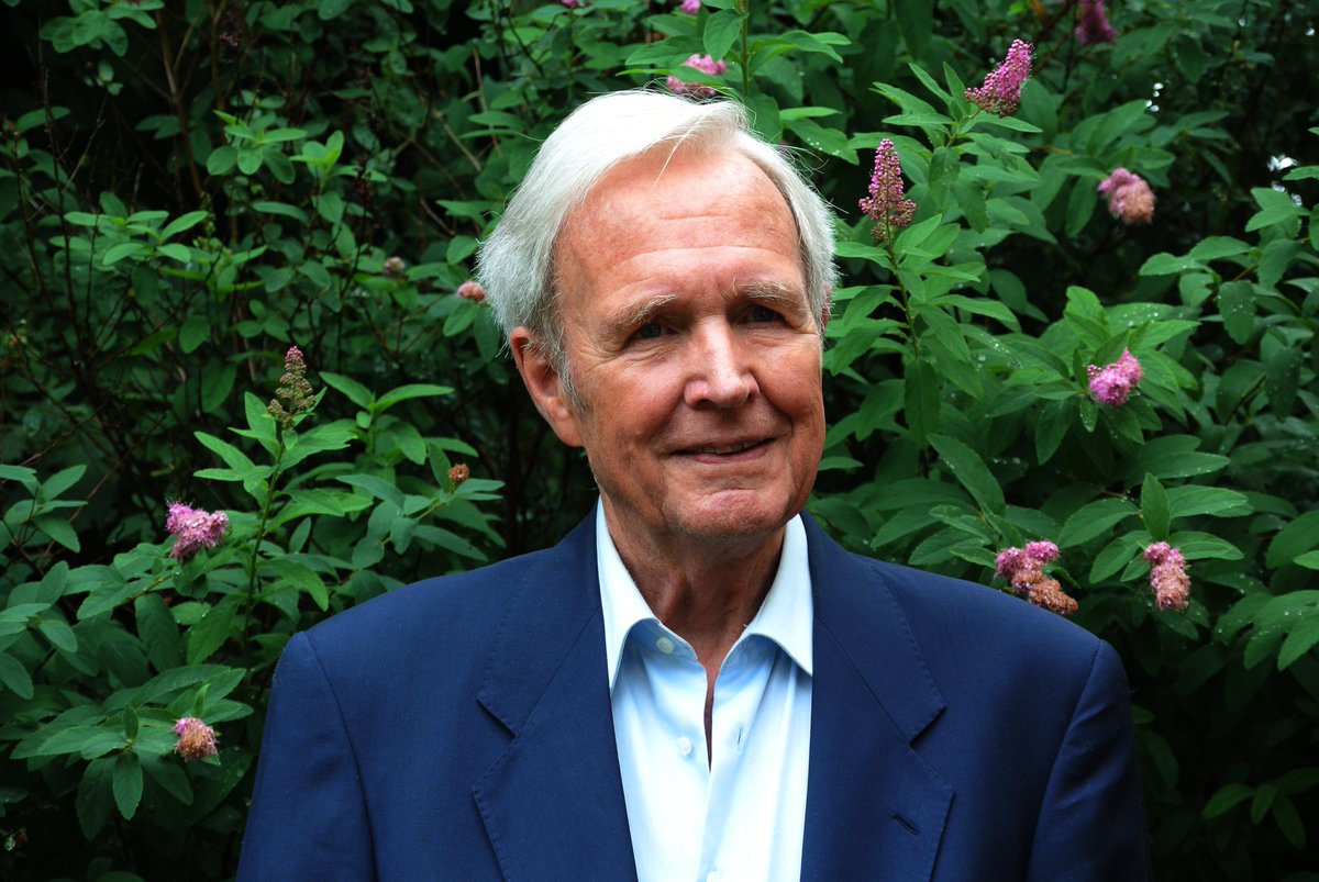 Reuzedei's tweet image. Wat zijn we trots dat we op 12 mei Jan Terlouw als duurzame reus 2018 mogen ontvangen in #Akkrum tijdens de #Reuzedei. Ben je ook benieuwd naar zijn lezing, deze start om 11 u in de Terptsjerke.  #lf2018 #JanTerlouw