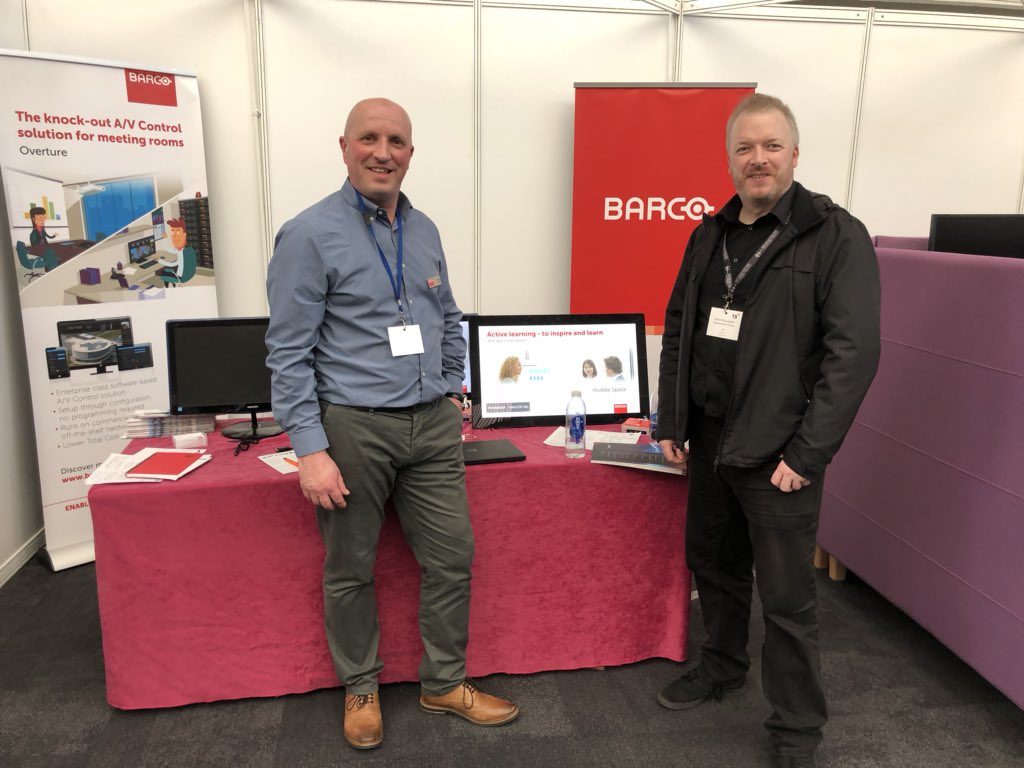 Kev_McLoughlin's tweet photo. Dropped by the @Barco stand at #ReflexTD18 to discuss the excellent Weconnect and my upcoming visit to Belgium - and now I know how to pronounce Kortijk #avtweeps @BarcoClickShare https://t.co/3m0nG6IkRL