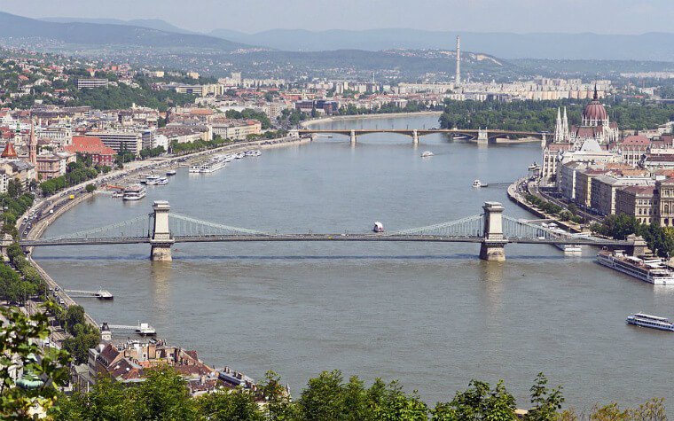 Win #Cruise on #Danube #River #DanubeRiver #Budapest #Hungary #Vienna #Austria #Bratislava #Slovakia #Europe #Cruiseholiday #Cruisevacation #VisitEurope #AmaMagna #Explore #seetheworld #cruiselife #Lovecruises #travel greenvacationdeals.com/savings/sweeps…