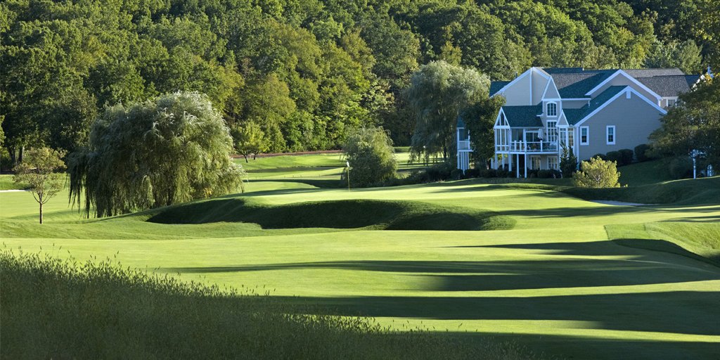 TPCRH's tweet photo. The real #MarchMadness around here is that we still have snow on the ground and can't get a round of golf in! Good luck on all of your brackets today! #SpringIntoGolf #playTPC https://t.co/UBae1azMR2