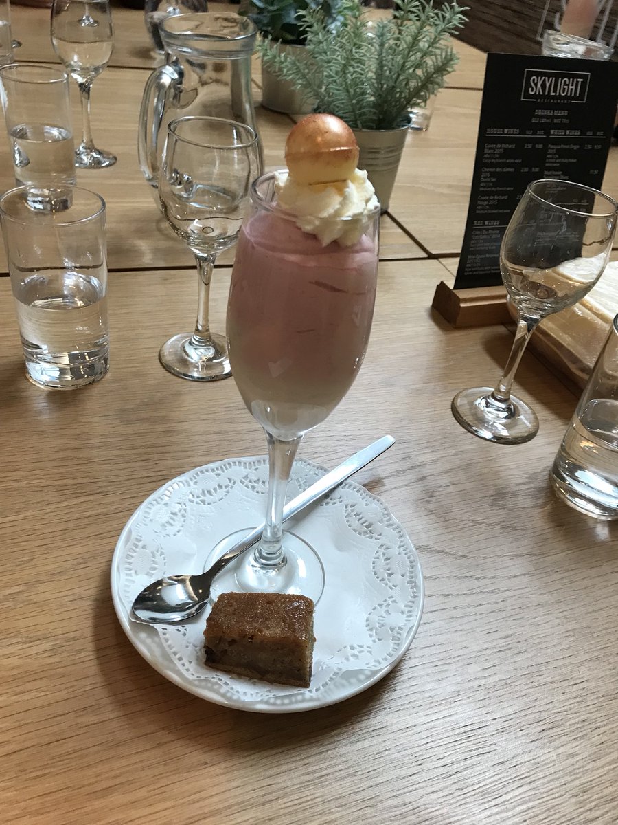 loucooperSS's tweet photo. Thank you #SkylightRestaurant @HarlowCollege for our fabulous meal today, how lucky are we to win an award and a free meal! #SupportedStudies #DeliciousFood #teamBuilding #GreatService https://t.co/iFF7tH1l9N