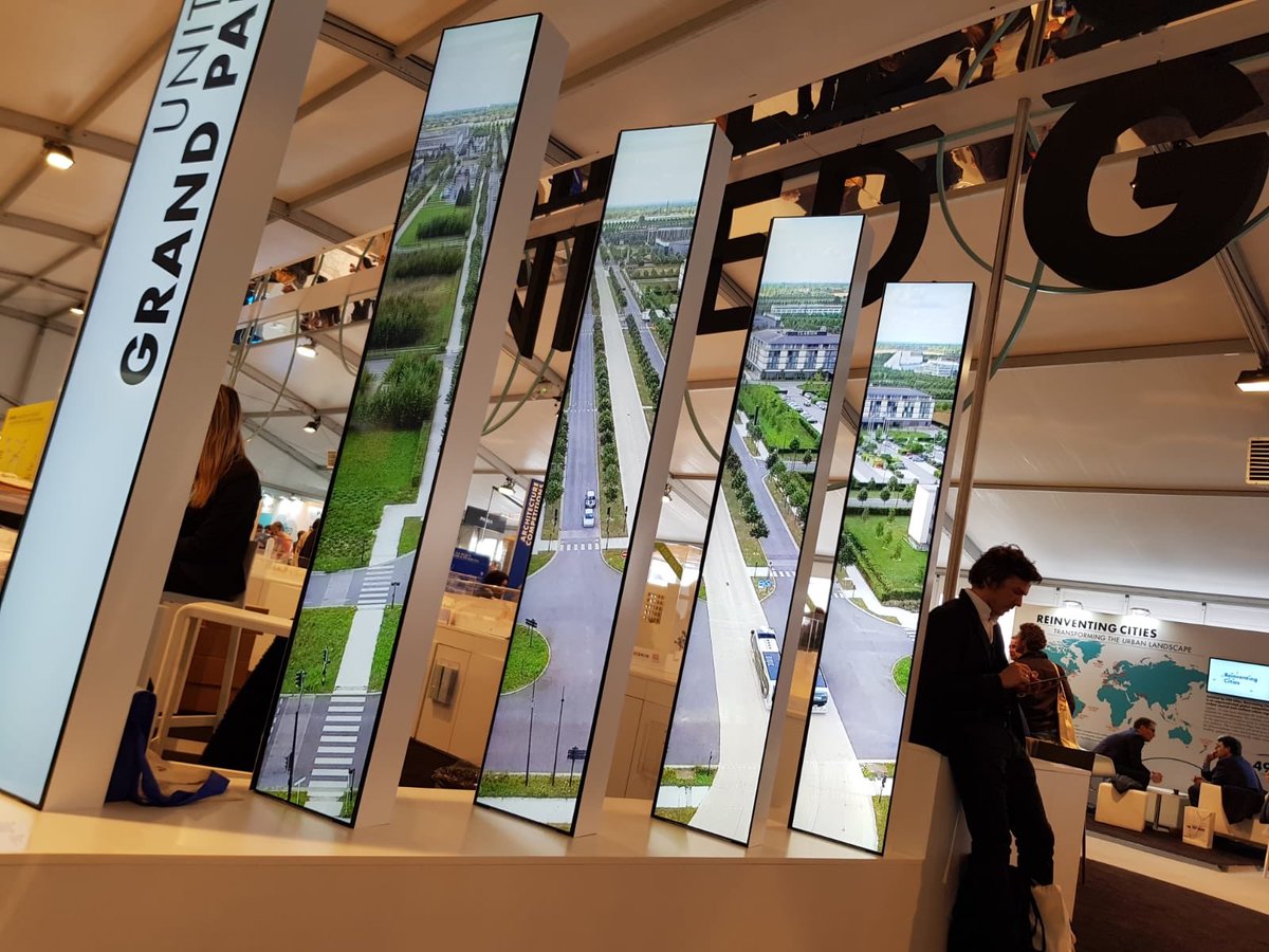 Des rencontres au présent, des projets pour le futur... Vous êtes nombreux à parcourir les travées du pavillon #UnitedGrandParis ! Live from #MIPIM2018