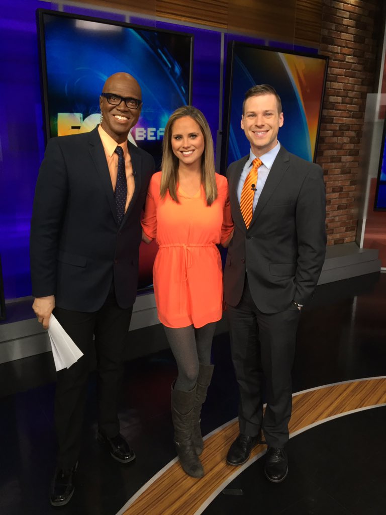 Wearing orange for #MSawarenessWeek with @FOX2News studs