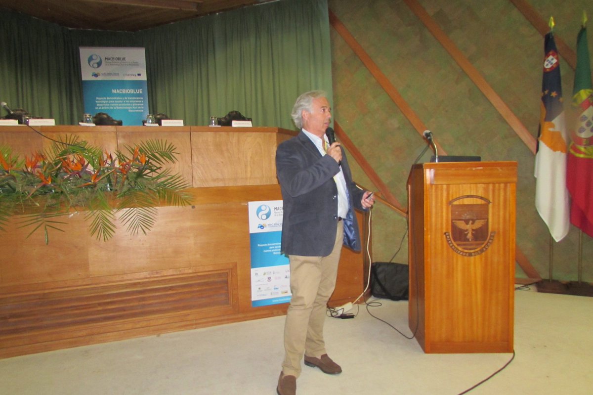 ITCCANARIAS's tweet photo. Azores acoge la segunda Jornada Técnica de #MACBIOBLUE👉proyecto coordinado por @EcoGobCan/@ITCCANARIAS para ayudar a las empresas a desarrollar nuevos productos y procesos en el ámbito de la Biotecnología Azul en la Macaronesia
#BlueGrowth #algae #biotech https://t.co/YyBWqClBwf https://t.co/woAqKq9YuE
