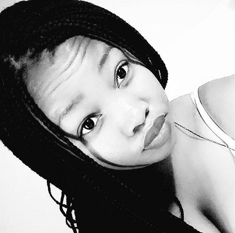 #MyFavouriteBlxckAndWhitePicture
My all time 😍