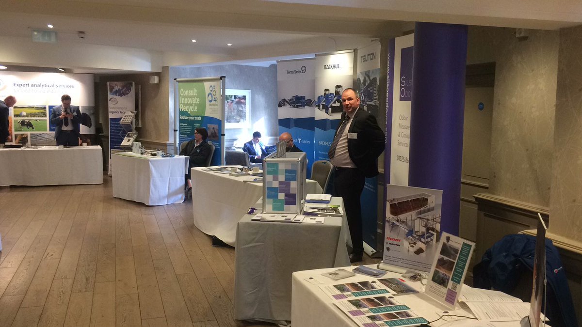 REAssociation's tweet photo. .@MrTrousdell delivers the closing speech to wrap up #ORG2018! A huge thank you to all our exhibitors, speakers, and delegates. 

We hope everybody had an enjoyable, productive time. Now for networking drinks, dinner, &amp; discussions about what the sector will be like at #ORG2019! https://t.co/0qVMRsNC4S