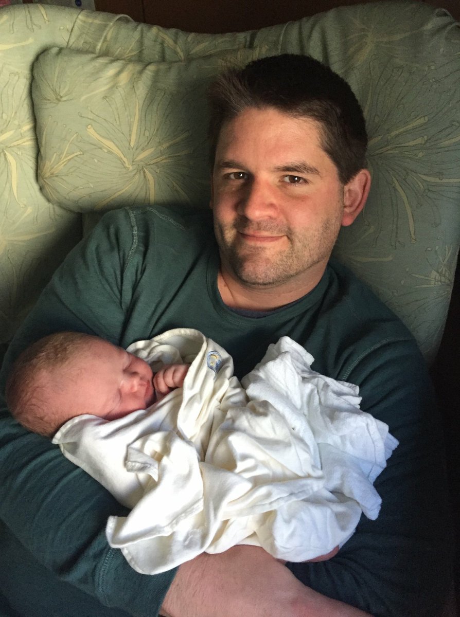 sblizzle1's tweet image. Sebastian ‘Ashton’ Henry Bleile born at 1:12 AM on March 13th, 8 lbs 11.5 ounces. Everyone is doing great!