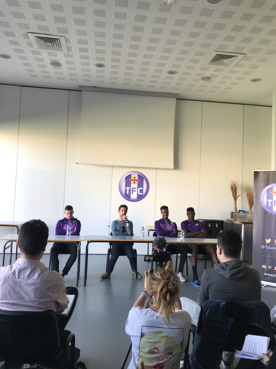 Gregoireveyrier's tweet photo. Aujourd’hui c’est conférence de presse au centre de formation du @ToulouseFC
#ConfTFCISCPA
@GroupeIGS_31 @iscpaToulouse https://t.co/shS9TAqbn0