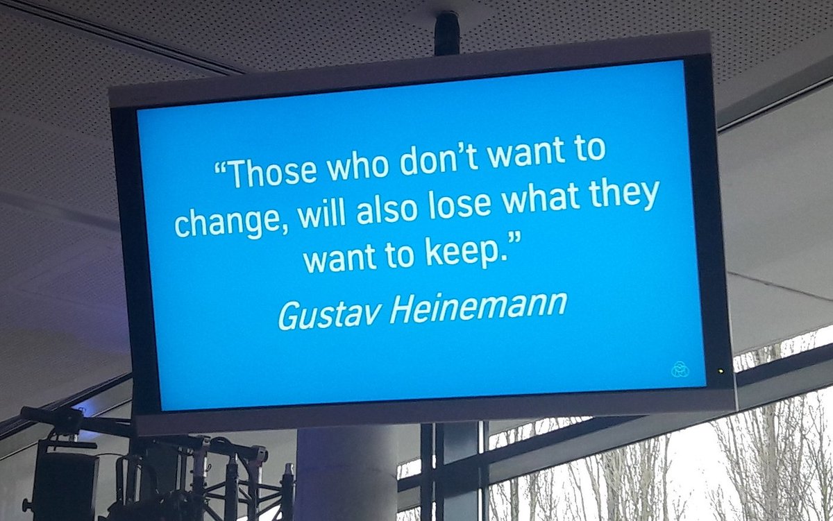 AlexanderWilke's tweet photo. It's a wrap! Our #ComDay2018 @WHPresse is done and - as always - it was an enhancing experience! It's all about #change #creativity #adaption #FutureOfCom https://t.co/dQhWO7C8bl