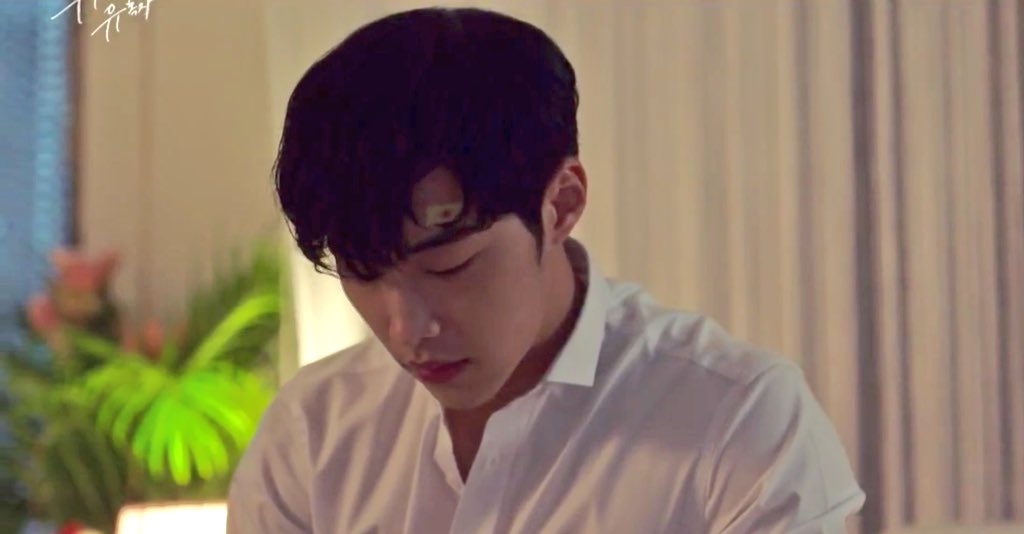summer_w_d's tweet photo. -----셔츠 셔츠 셔츠 ----- https://t.co/1Nrubbq2Dd