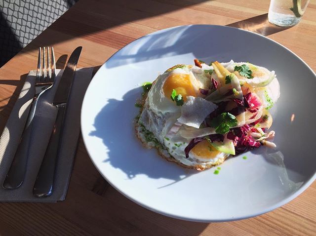 Tourism_Kelowna's tweet photo. Kelowna has so many delicious places to have breakfast. A new local favourite is @WFWines Cafe.  Instagram 📷: by waterfrintcafeandcatering #explorekelowna #route98 #exploreBC #Kelowna https://t.co/EfudRw3Mdr