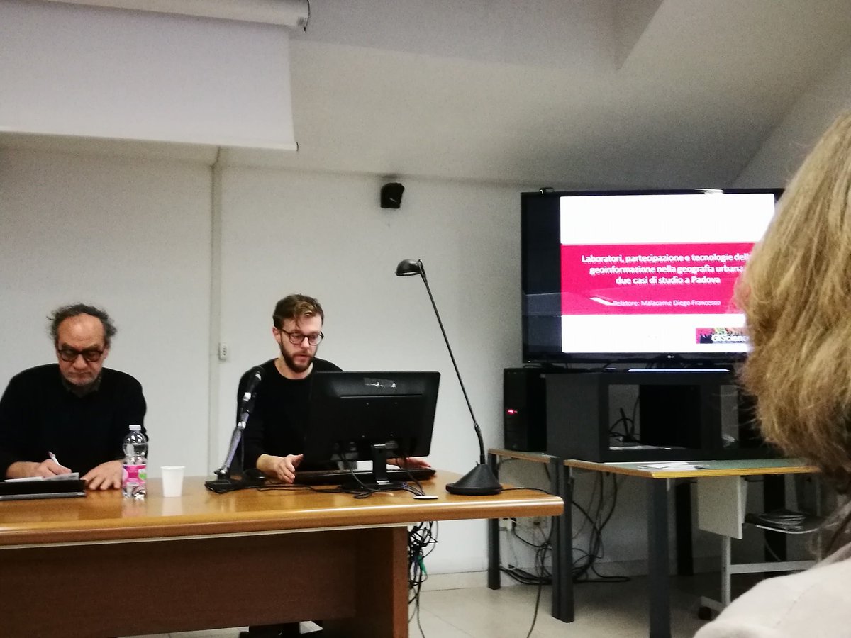 MasterGIS_Droni's tweet photo. Diego Malacarne presenta al #LabGeoNet di #Roma due progetti legati alla geo-informazione urbana del @MasterGIS_Droni : Il valore del suolo e PISTE riCICLABILI
@ageiweb @cisge @AIIGgeografia @cosacifaccioqui @MassDeMarchi @GeoRicerca #GIS #mappa https://t.co/5B2SgRmD1x