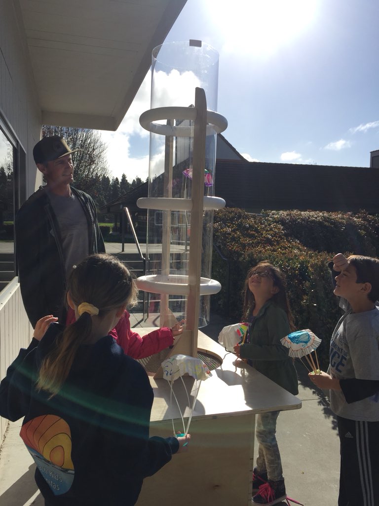 aoe_pta's tweet photo. 1st Grade Reptiles Engineering &amp; Composting #CEF #cefsciencedays #aoepta #cusdrocks https://t.co/X4wyo0dw3y