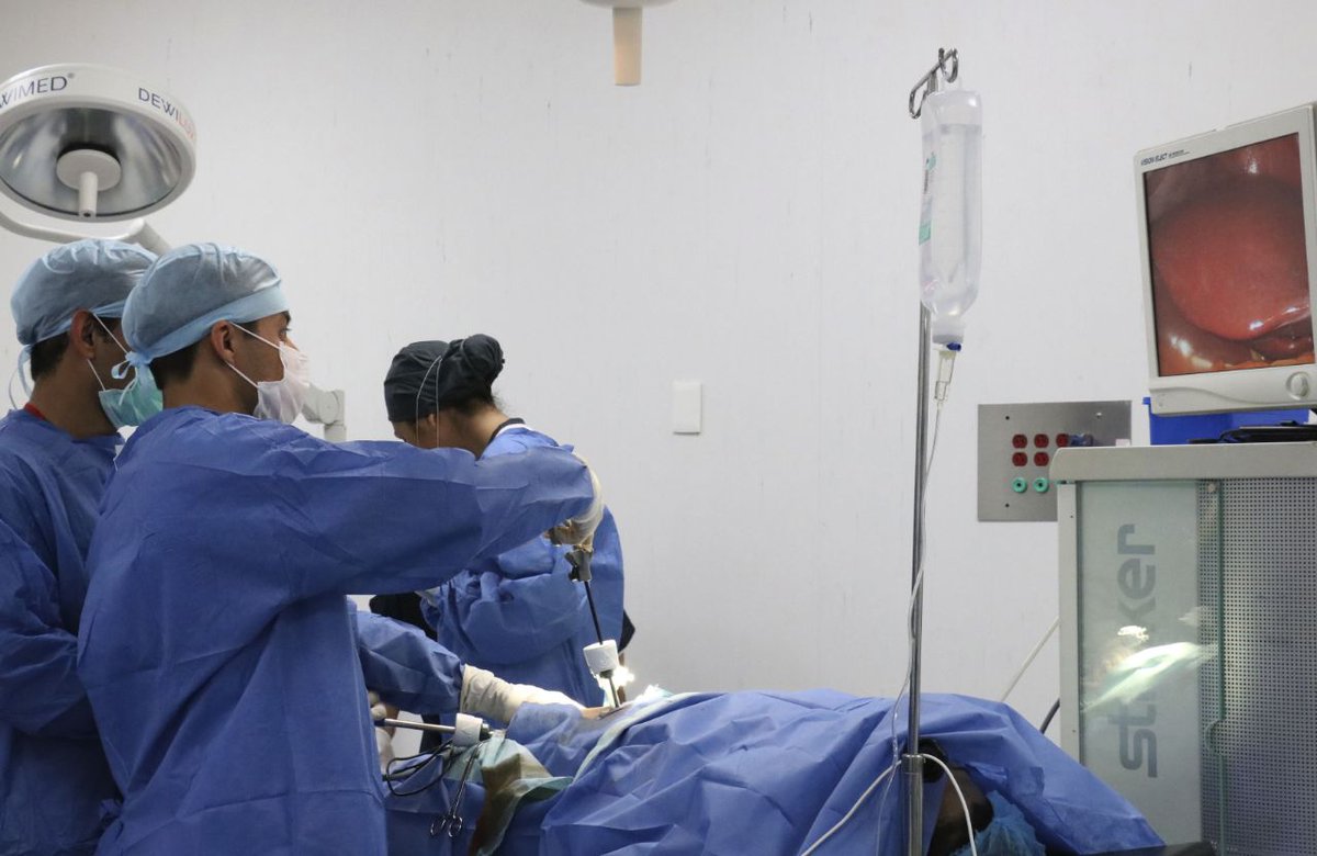pacoortegar's tweet photo. Hospital General de Reforma realiza su primera campaña de cirugías > https://t.co/FUEXkeNipv

- Médicos especialistas adscritos a la Secretaría de Salud realizaron intervenciones laparoscópicas y de várices 
@VelascoM_ @SSalud_mx
@SeguroP_Chiapas @Fercanton https://t.co/qcKpOnqjGy