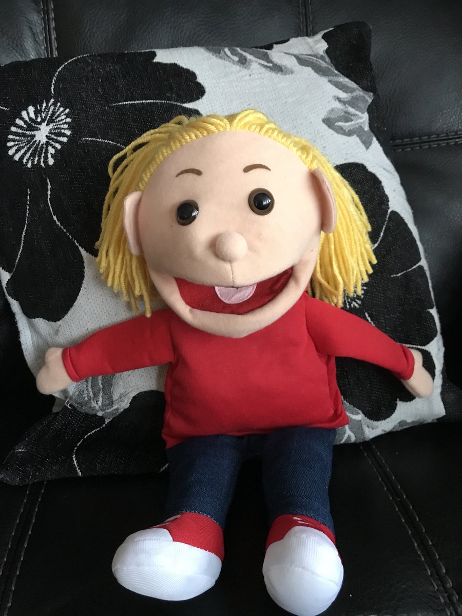 nuancemble's tweet image. Yesterday, our Nuancemble team got a lesson from the lovely Alex about the rise of Hitler, and we finally met Katie who will be playing young Dogsborough in our next production “The Resistable Rise of Arturo Ui”