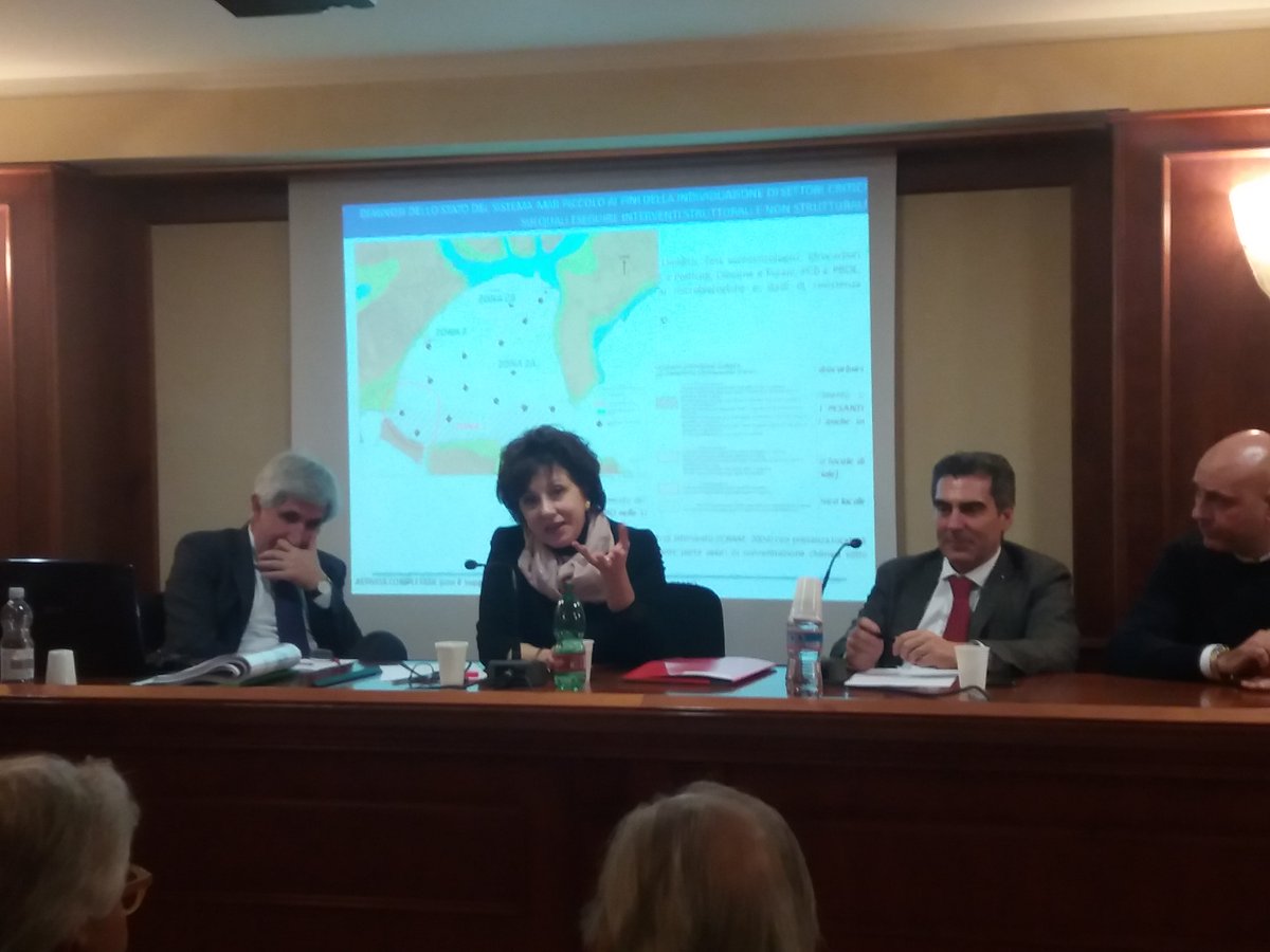VincenzoCesareo's tweet photo. Incontro interessante e ricco di spunti propositivi da noi in #Confindustria con #VeraCorbelli, Commissario Straordinario per interventi di #bonifica, #ambientalizzazione e#riqualificazione di #Taranto.Dalla bonifica ambientale a quella  culturale,passando per i progetti futuri https://t.co/NwGKYp8cJ7