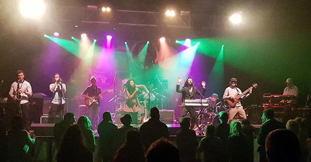 back_beat_'s tweet photo. Had a wicked time last night playing Bristol O2 with @the.wailers &amp; @commonkings - Cardiff tonight! We’re on at 18:55 so get down early if you want to catch us! ✌️
#backbeatsoundsystem #easystarrecords #thewailers #commonkings https://t.co/87ztGY3BiS https://t.co/LjIoCF40rf