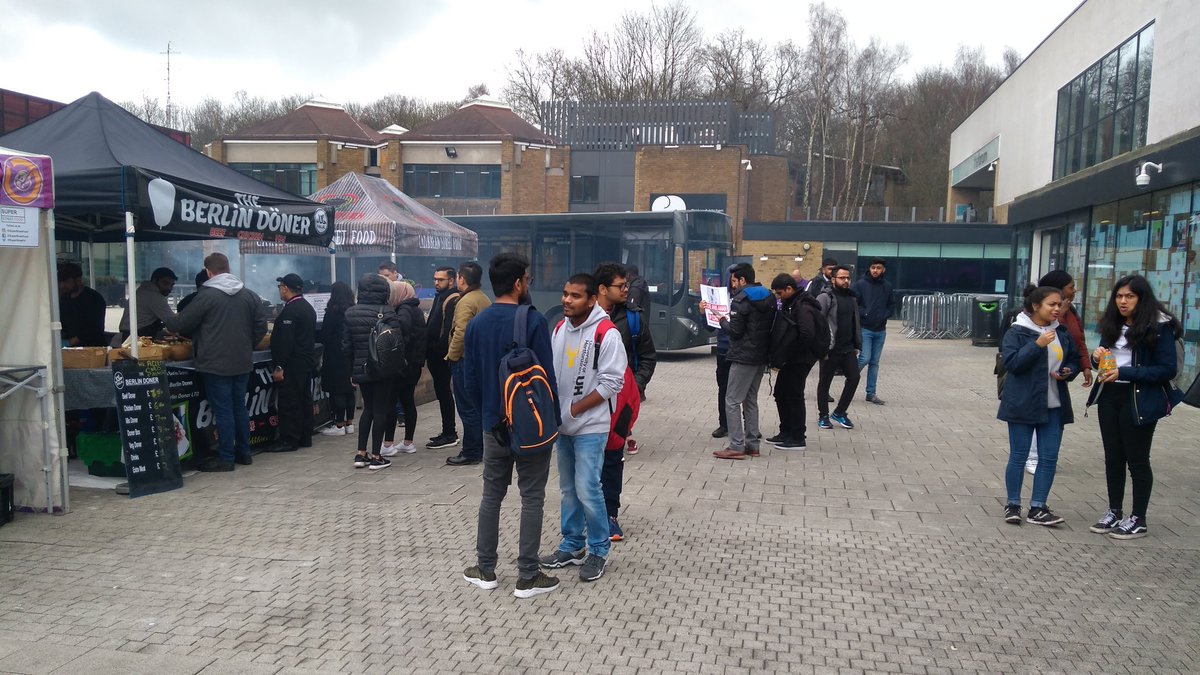 Happening right now at <a href="/UniofHerts/">University of Hertfordshire</a> outside <a href="/theforumherts/">Forum Hertfordshire</a> with @hertssu. #JoinUs #StreetFood #Yum.
