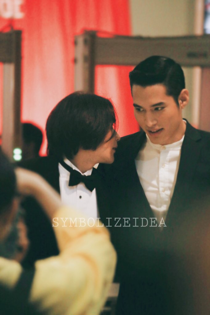 symbolizeidea's tweet photo. มึงงงงงงงงงงงงงงงงง เค้าออกงานคู่กันนนนนนนพาพนวดทไวบไบไบๆงๆฟวฟสฟสสฟฟ่ฟ่ฟาฟยยฟรกฟยฟบ #กบี่แชน https://t.co/ZB2v3tyl9L