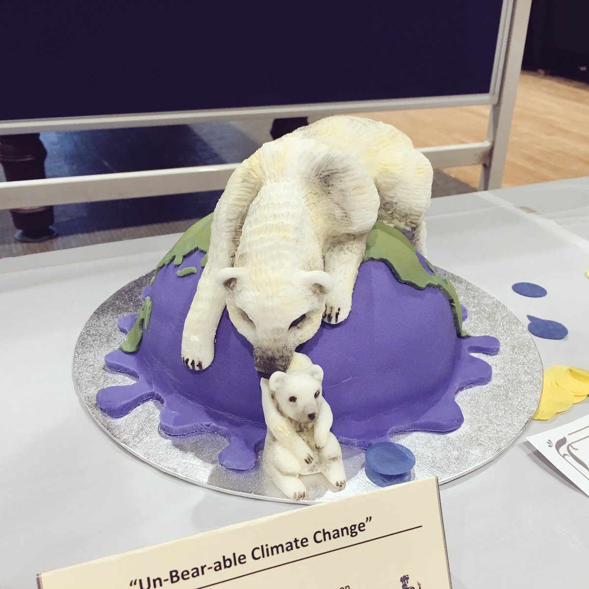 THTorguk's tweet photo. These are incredible! Thank you to @UniofNottingham's @SBCakeOff for supporting people living with and affected by HIV in such a brilliant (and occasionally disgusting) way.
Don't forget to pick your favourite: https://t.co/ULDzCtzm7T #SBCakeOff https://t.co/ukK2Xw4dUf