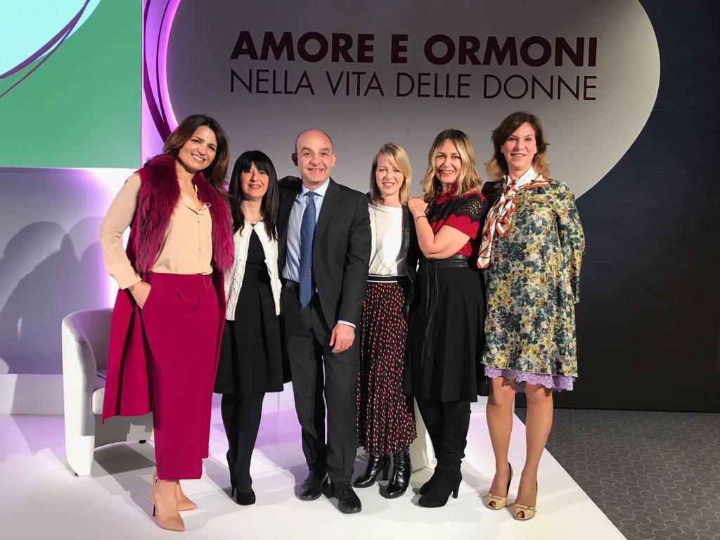 Amore e #ormoni nella vita delle #donne per riproduxione e #menopausa di successo! <a href="/woman_wellness/">Salute della Donna UniPV</a> <a href="/unipv/">Università di Pavia</a>