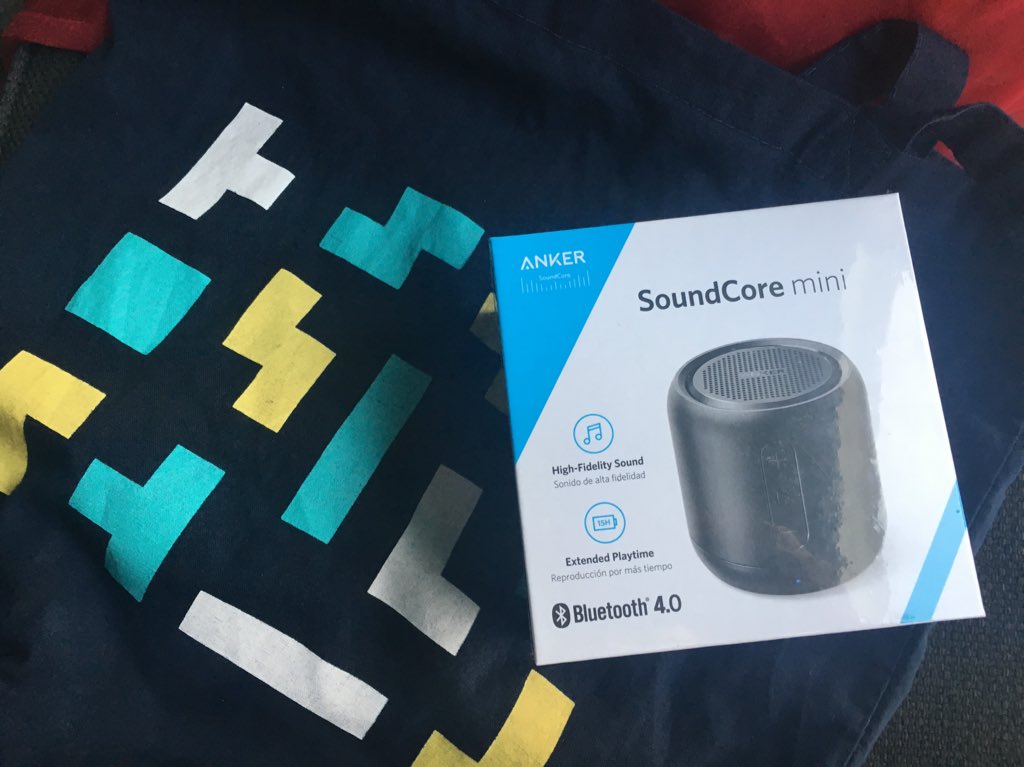 mahobili's tweet image. I AM THE EMPLOYEE OF THE MONTH AT @patarimusic THIS IS MY GIFUT OMYGOD THANKS YOU GUYS THIS IS THE FIRST TIME I HAVE MADE IT