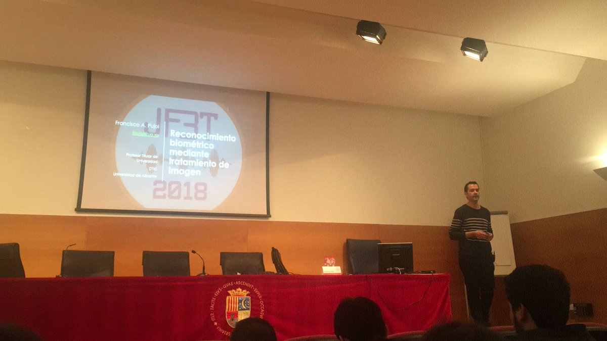 CeTelecoUA's tweet photo. "Reconocimiento biométrico mediante tratamiento de imagen" con Francisco Pujol https://t.co/iCcaGDqXpP