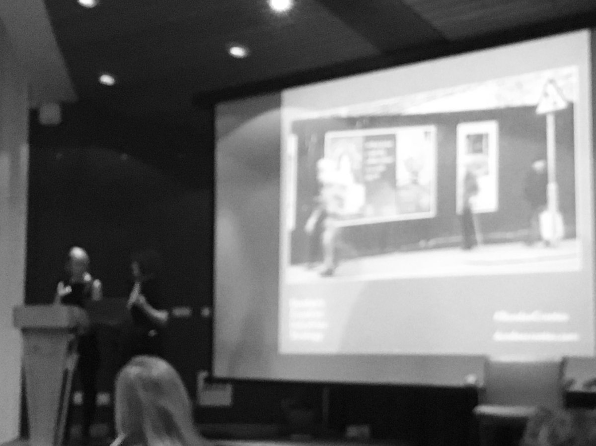 ScotsInk's tweet photo. Shady photo but great chat ladies @Creative_Dundee #datourism18 #creativedundee #inspired #taycountry #dundeecreates https://t.co/8tq6D9i103