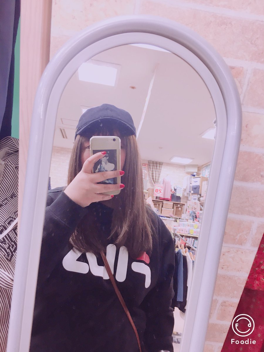 BTBT_xoxo901's tweet photo. おとももち ください  ッ ッ

.

#BTS好きな人と猛烈に絡みたいのでこれを見た人はRTしてください 
 #98line #韓国すきな人と繋がりたい 
#雰囲気好きな人RT   #1mmでもいいなって思ったらRT https://t.co/xKRZ55Kymt