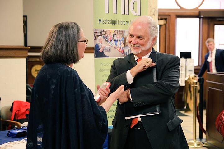 YaloLibrary's tweet photo. It was great to spend #MSLibraryDay with these amazing “library people” @ The Capitol advocating for #MSLibraries to legislators.  #msleg #Mississippi #libraries  
#LibrariesTransform #LibrariesConnect 
@MSLibraryComm @MSLibraryAssoc https://t.co/dpTEZjTGw2