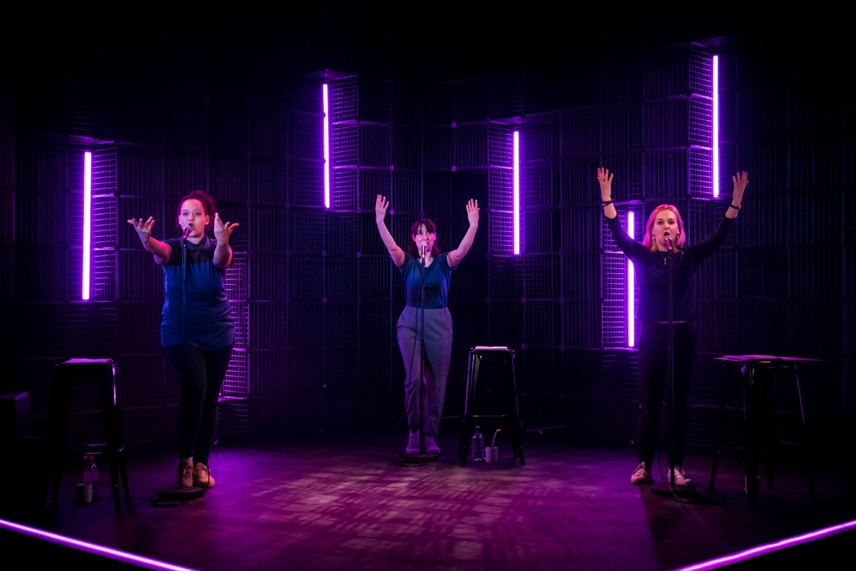 LiveTheatre's tweet photo. We had a great time last night seeing #ElevatorFestival #PaperScissorsStone with @KatieBonna @C_Dowding & @beccyljohnson directed by @JossHannah - here's some of the pics from the production https://t.co/22iJ6dXXAk