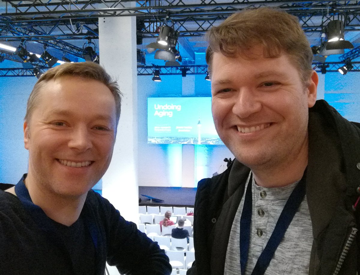 We are at #undoingaging in Berlin! Excited to talk about biomarkers of aging and listen to the talks.