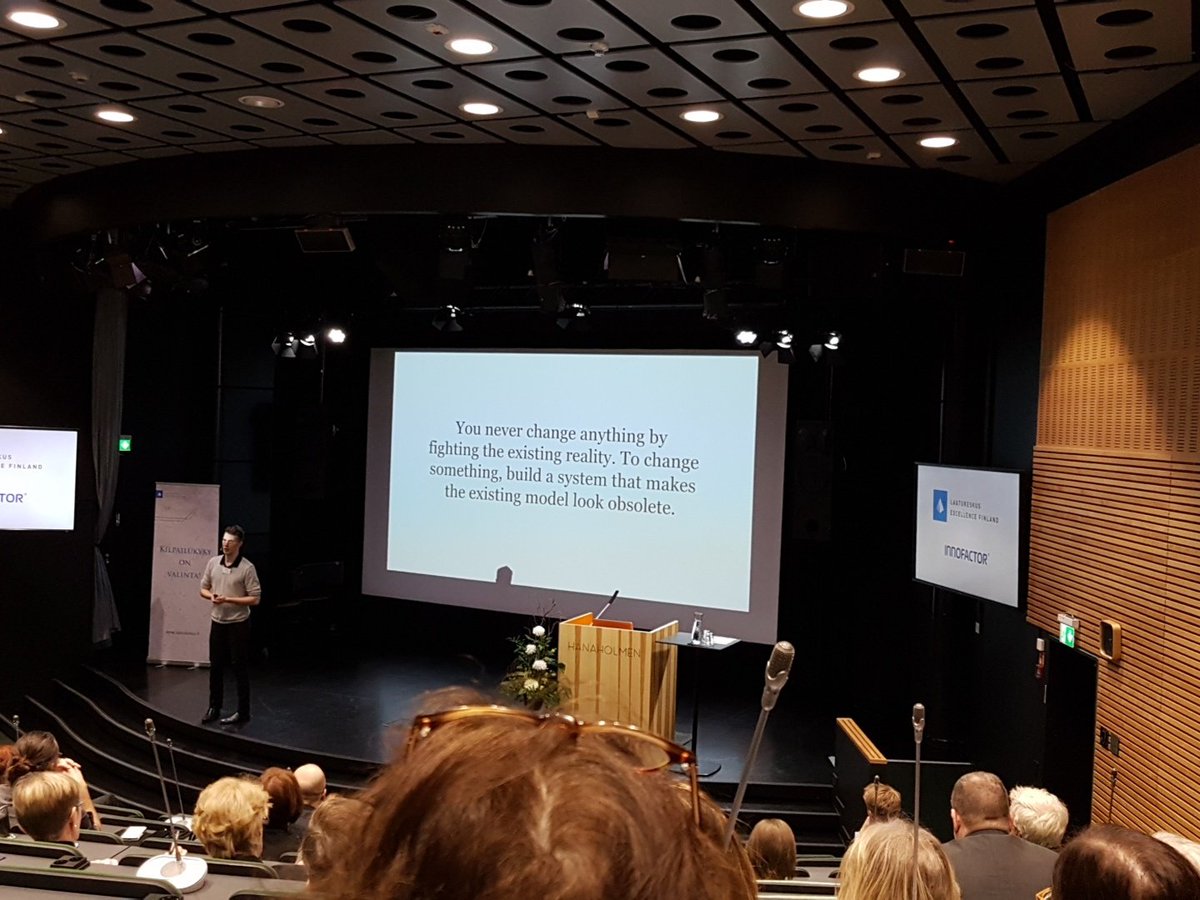 nooaglobal's tweet photo. #distrubtio 'n ymmärtäminen tärkeää, muuta systeemiä viedäksesi ideat käytäntöön @PerttuPolonen @Laatukeskus @nooafinland https://t.co/NGDJLX7zL3