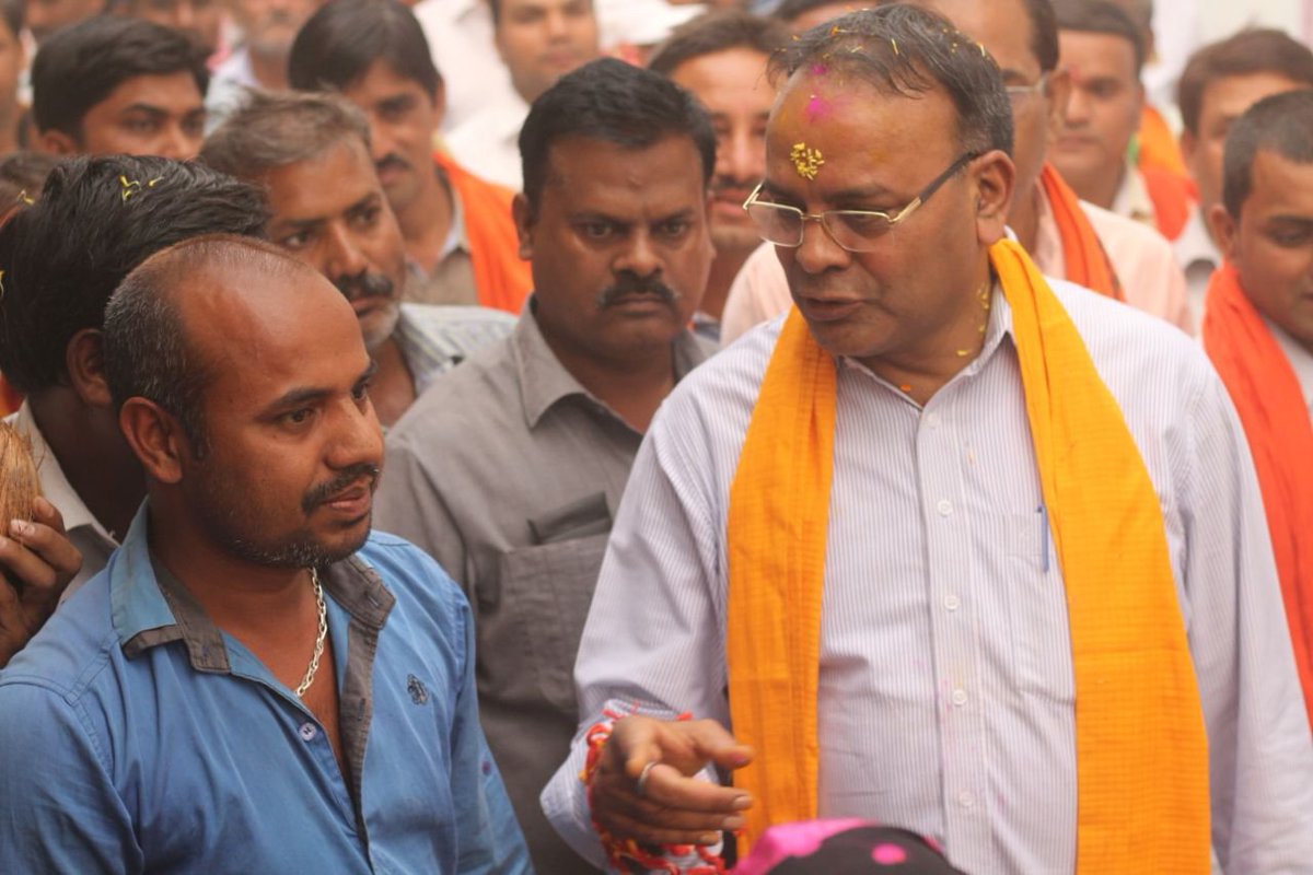 विकास कार्य किसी समाज के रंगमंच बनवाने तक ही सीमित नहीं है, असल विकास बच्चों की शिक्षा है।
#JansamparkYatra