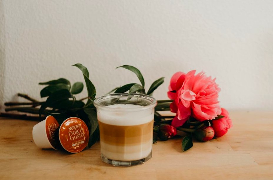 Only 15 bars of pressure can make #coffee look this good. 

📷 | themoptop