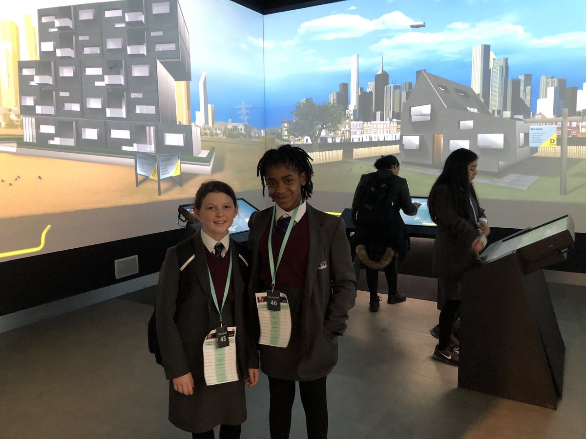 ha_gifted's tweet photo. Exploring smart cities #GirlsInSTEM @HammersmithAcad https://t.co/UYIFZLxOnJ