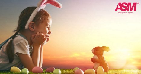 GLS_Spain's tweet photo. Buscar huevos de chocolate, carreras de tortitas, lanzamiento de ollas de barro... Esta semana, en el #BlogASM, te contamos algunas tradiciones curiosas sobre cómo se celebra La Pascua en el resto del mundo 🐰🌎  https://t.co/FFEYyYJEZM https://t.co/lmQDL62uhu